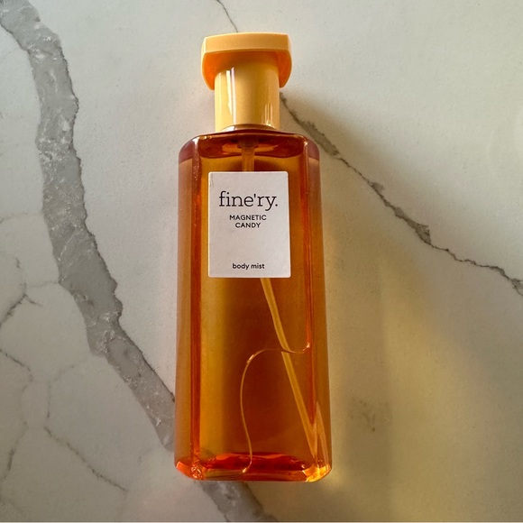 Fine’ry body mist - Picture 1 of 4
